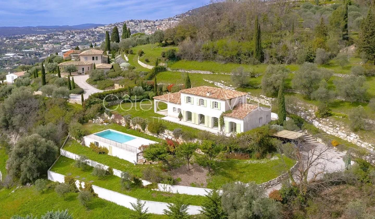 Propriété avec piscine Châteauneuf-Grasse