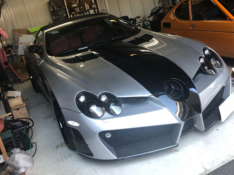 SクラスセダンのマクラーレンSLRロードスター・国内に15台‼︎に関するカスタム事例の投稿画像4枚目