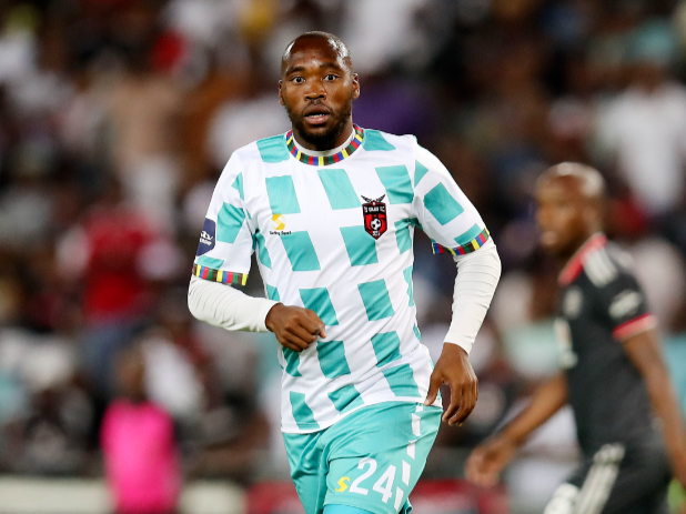 Sibusiso Vilakazi has left TS Galaxy after fall-out with coach Sead Ramović .