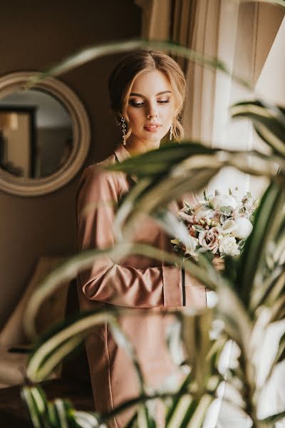 Fotógrafo de casamento Elena Ivasiva (friedpic). Foto de 17 de junho 2018