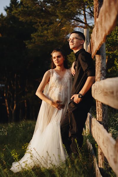 Fotógrafo de casamento Viktoriya Romenskaya (romenskayavika). Foto de 31 de julho 2019