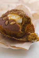 Pumpkin Cream Cheese Muffins was pinched from <a href="http://12tomatoes.com/2014/10/autumnal-recipe-pumpkin-cream-cheesefilled-muffins.html" target="_blank">12tomatoes.com.</a>