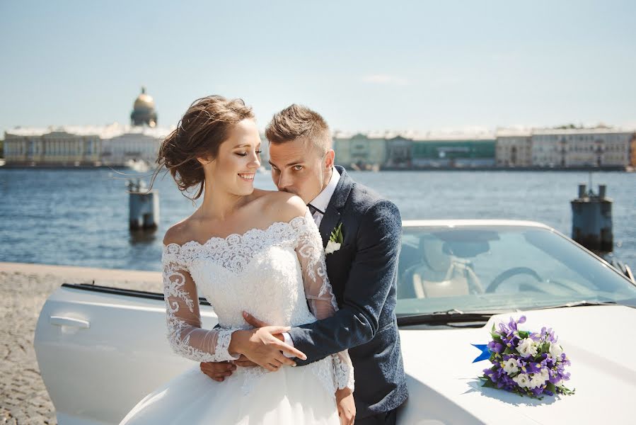 Bryllupsfotograf Nina Zhafirova (ninazhafirova). Bilde av 4 oktober 2019