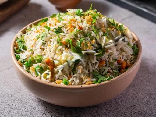 Coriander Burnt Garlic Rice Veg