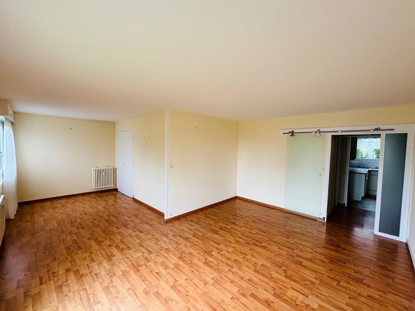 Vente appartement 5 pièces 92.68 m² à Bihorel (76420), 148 000 €