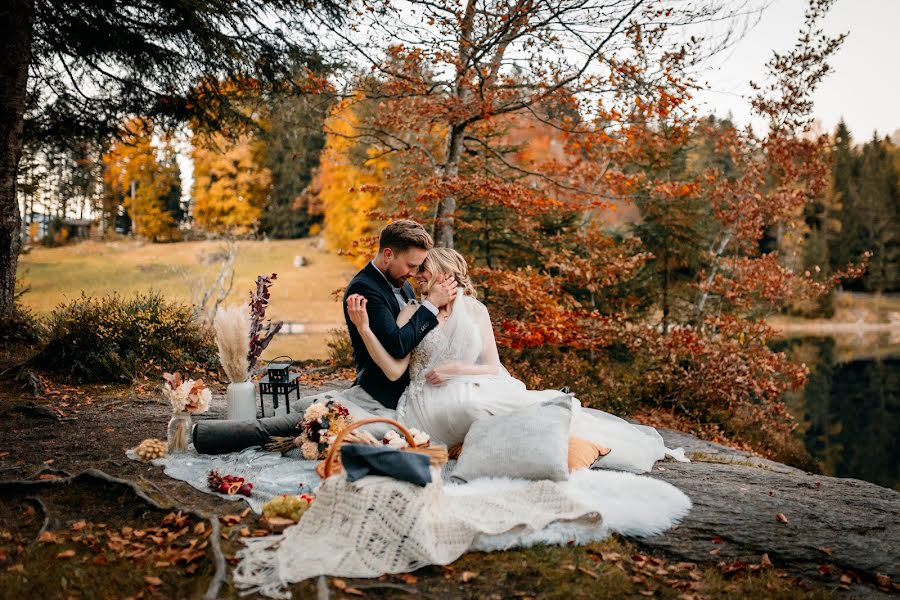 Fotografo di matrimoni Gloria Villaverde (gloriavelvet). Foto del 5 luglio 2022