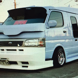 ハイエース