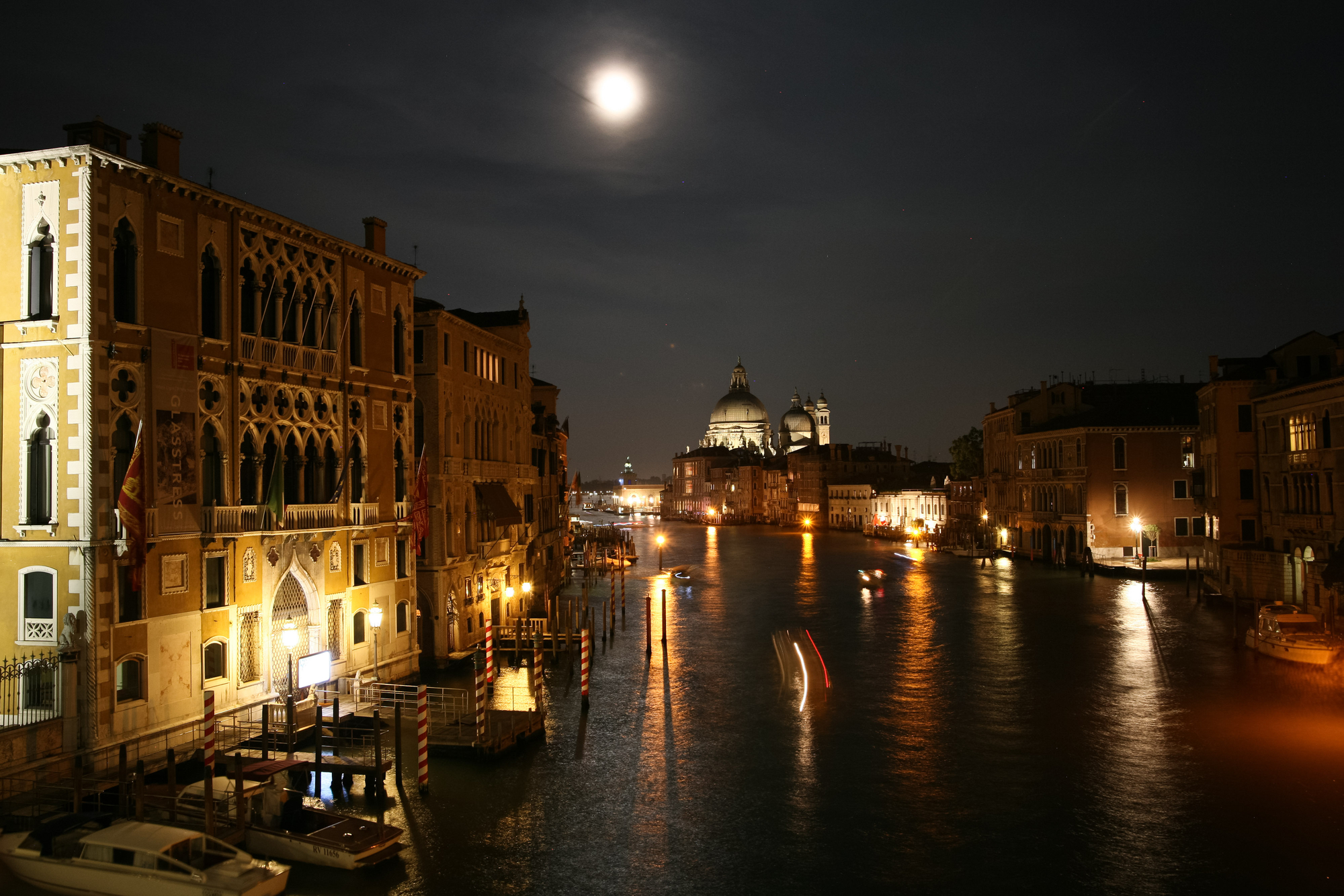 luna veneziana di l'ArTeMiSia