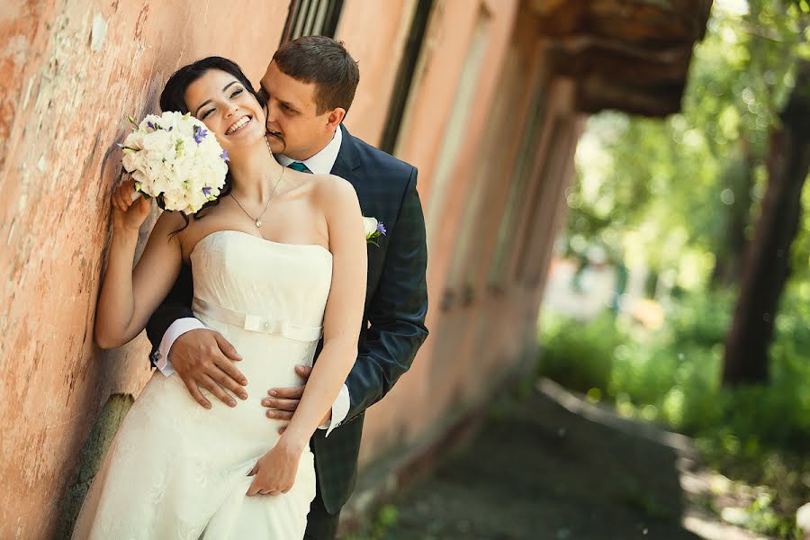 Huwelijksfotograaf Yuriy Emelyanov (kedr). Foto van 26 juni 2014