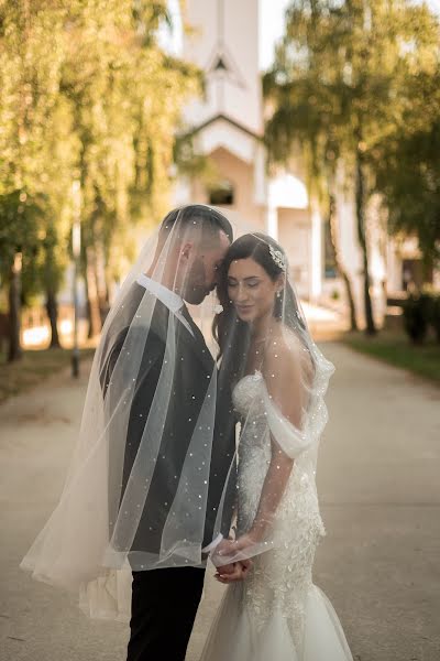 Fotografo di matrimoni Marko Car (zgrabitrenutak). Foto del 24 agosto 2022