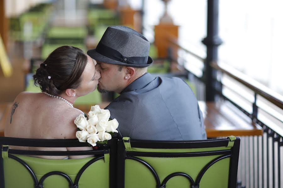 Fotógrafo de bodas Conray Guallar-Blignault (guallar-blinau). Foto del 28 de febrero 2019