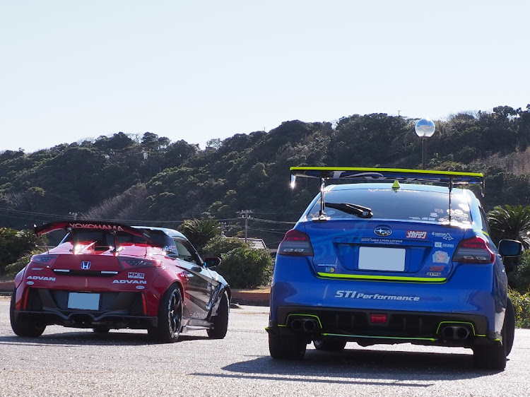 WRX STIの蛍光イエロー・こっそりリニューアル計画中🙊・進化します🤭・レプリカ・御前崎に関するカスタム事例の投稿画像4枚目