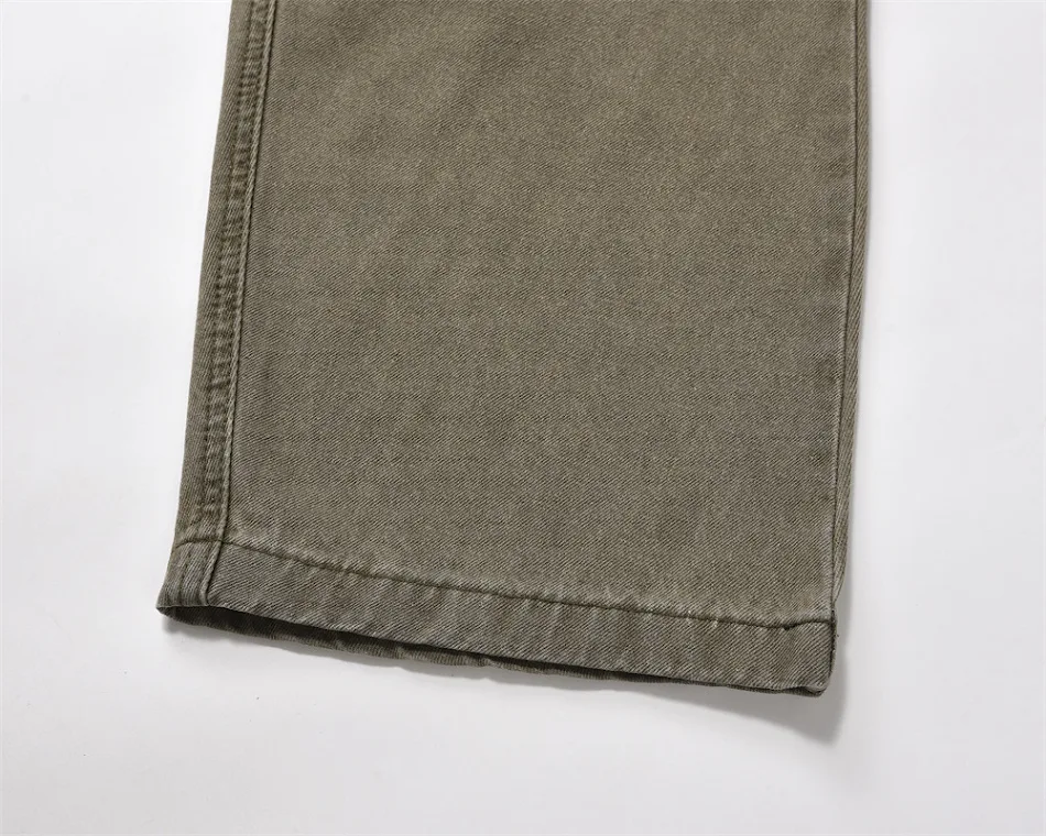 Jeans Masculina Lavada e Desgastada Solo de Resíduos, Conforto Duradouro, Estilo Casual, Perfeita para Uso Diário, Confortável e Cheia de Atitude.