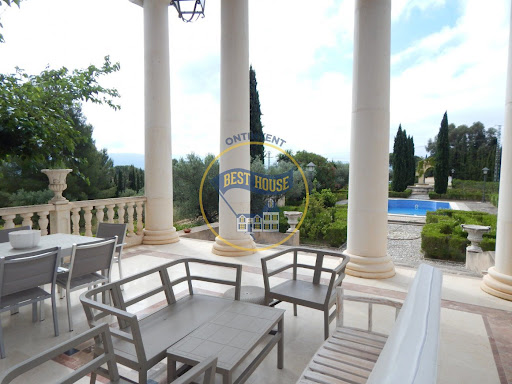 Propriété avec piscine 3