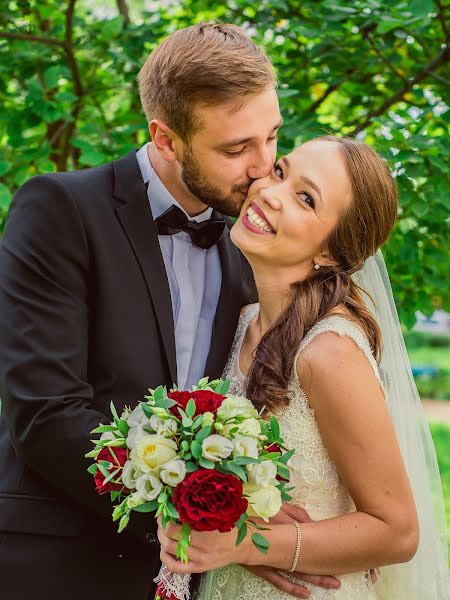 Fotografo di matrimoni Gulgena Davydova (gulgena). Foto del 15 ottobre 2015