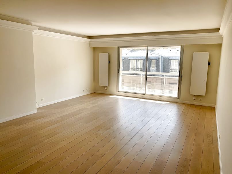 Location  appartement 4 pièces 124 m² à Paris 16ème (75016), 4 755 €