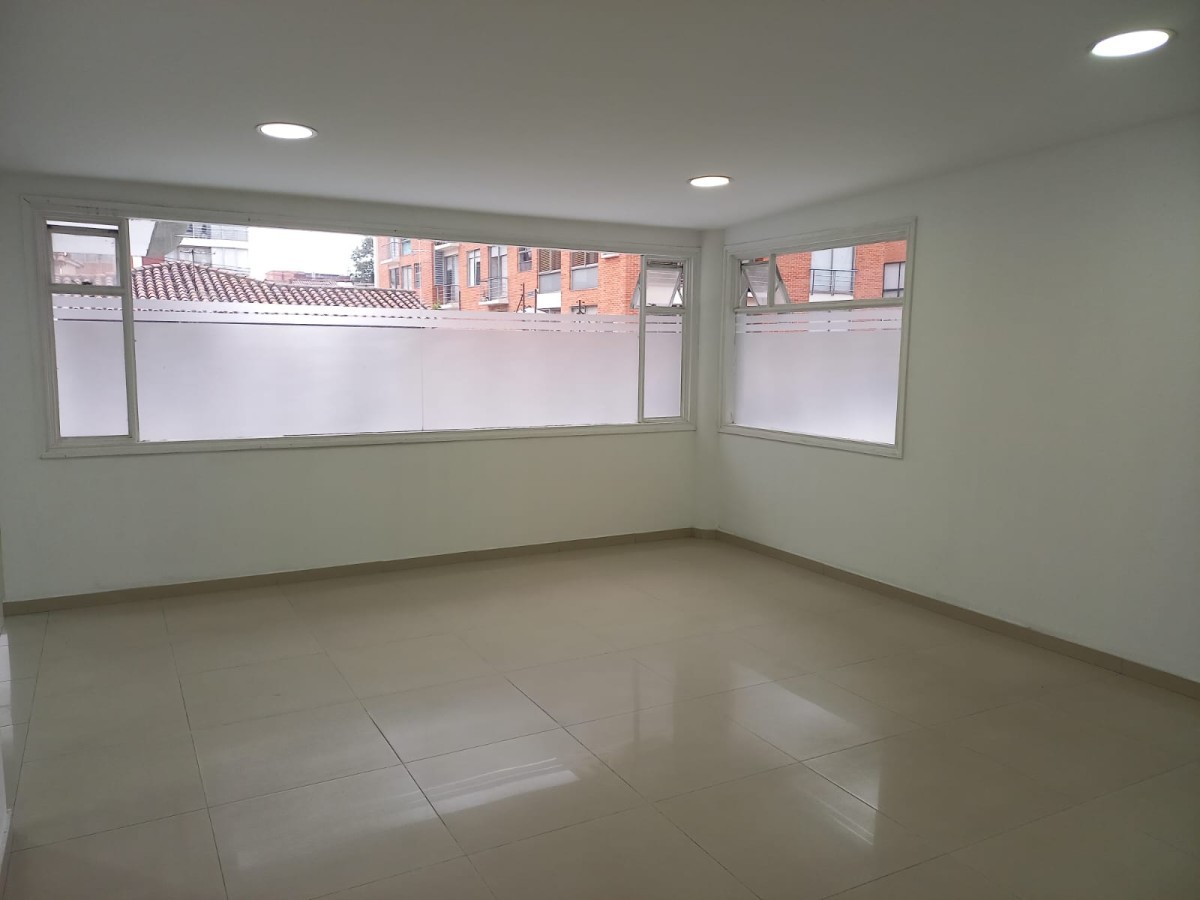 Casa En Arriendo - Santa Barbara, Bogota