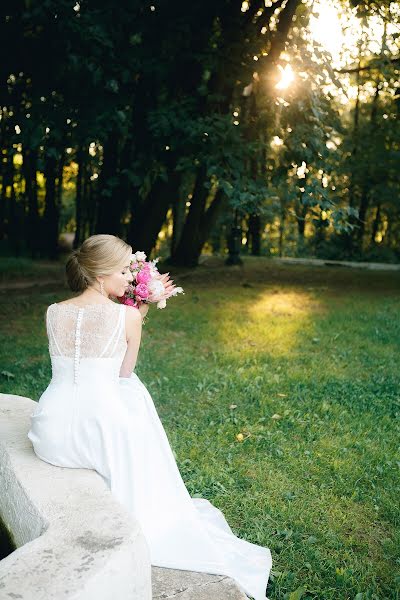 Bryllupsfotograf Lola Alalykina (lolaalalykina). Foto fra august 27 2018