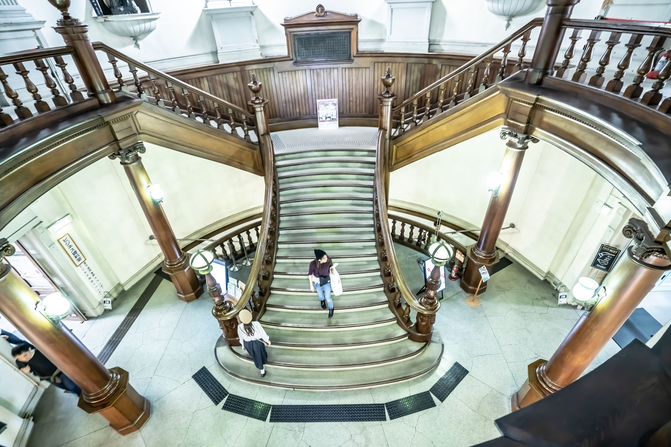 Osaka Prefectural Nakanoshima Library2