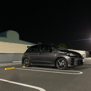 ヴィッツ NHP130
