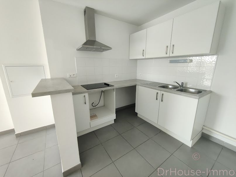 Vente appartement 3 pièces 64.61 m² à Bordeaux (33000), 177 500 €