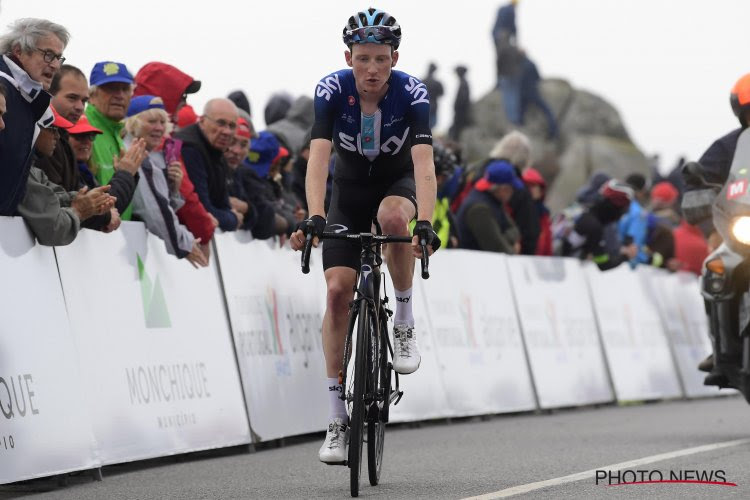 Drie op vier voor Team Sky in de Alpen: jonge Brit houdt Nibali en Majka af en pakt tweede ritzege