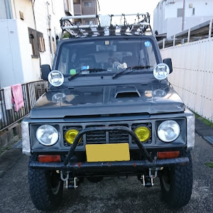 ジムニー JA11V