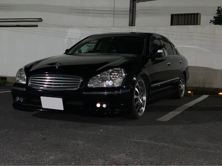 シーマの車高調整・洗車・ドライブ・ホイール交換に関するカスタム事例の投稿画像1枚目