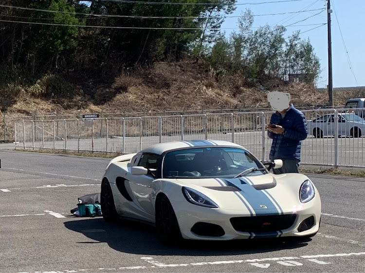 GR86の鈴鹿サーキット・西ゲート・サーキットは楽しい・エリーゼ・アルピーヌA110に関するカスタム事例の投稿画像3枚目