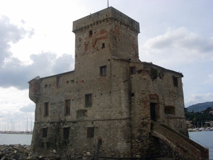 Castello di Rapallo di Piera