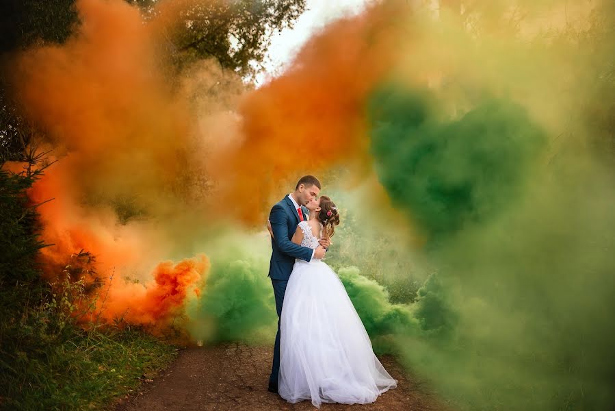 Wedding photographer Olga Nikolaeva (avrelkina). Photo of 22 December 2017