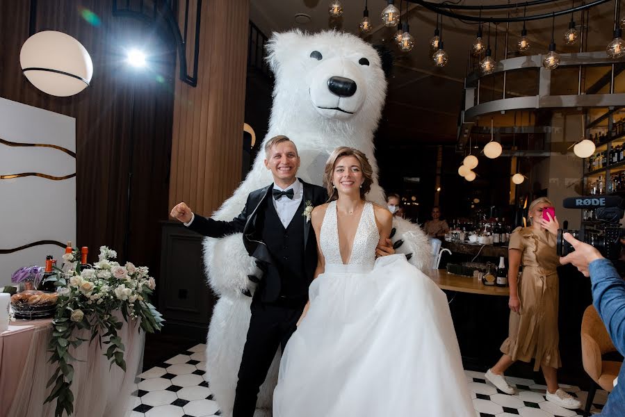 Fotógrafo de casamento Ekaterina Bobrova (bobrova). Foto de 11 de agosto 2021