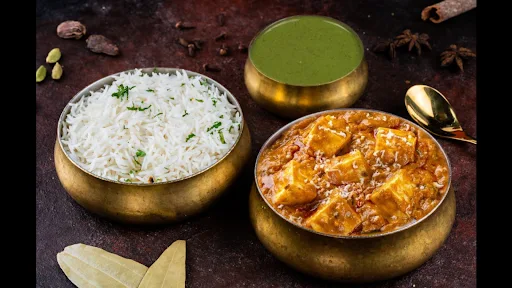 Paneer Lababdar + Rice/Breads + Condiments