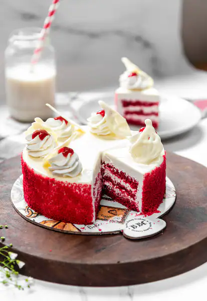 Red Velvet Cake (500g)