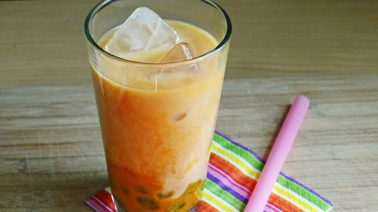 Thai Bubble Tea (Thai Iced Tea with Boba) - Oh, How Civilized
