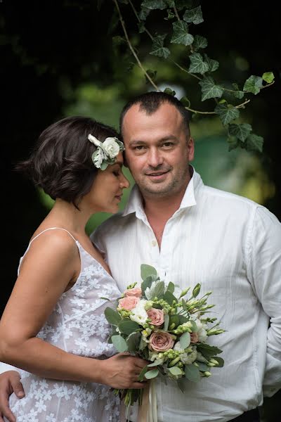 Fotografo di matrimoni Olga Klochanko (olgaklochanko). Foto del 17 agosto 2016