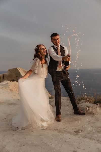 Wedding photographer Anna Storozhevaya (b030612). Photo of 24 March 2020