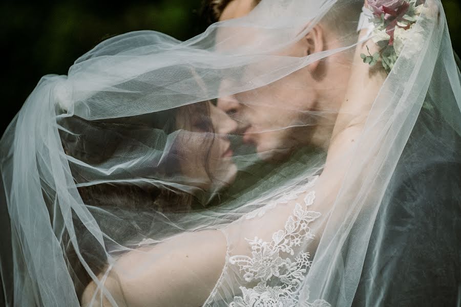 Photographe de mariage Patryk Barwinek (studiotrawers). Photo du 17 avril 2021