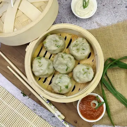 Veg Steamed Momos 6Pcs