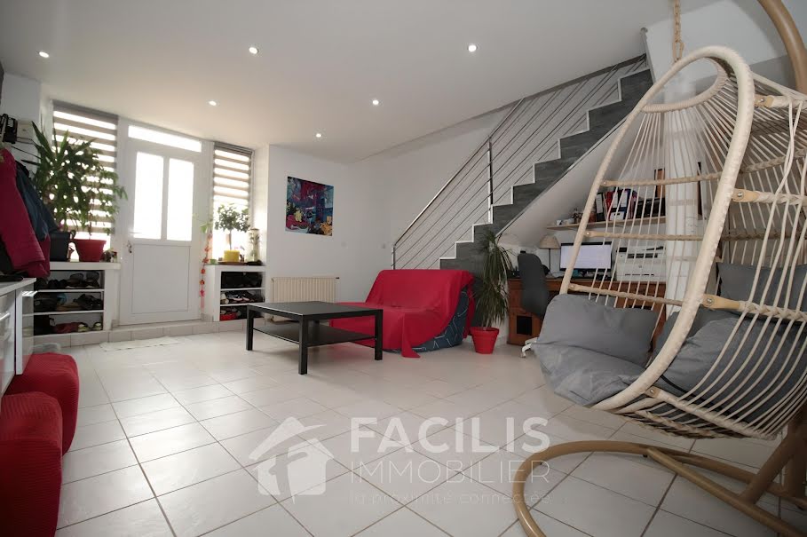 Vente maison 8 pièces 181 m² à Bourg-Saint-Christophe (01800), 360 000 €