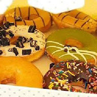 Krispy Kreme Doughnuts 甜甜圈