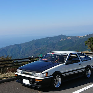 カローラレビン AE86