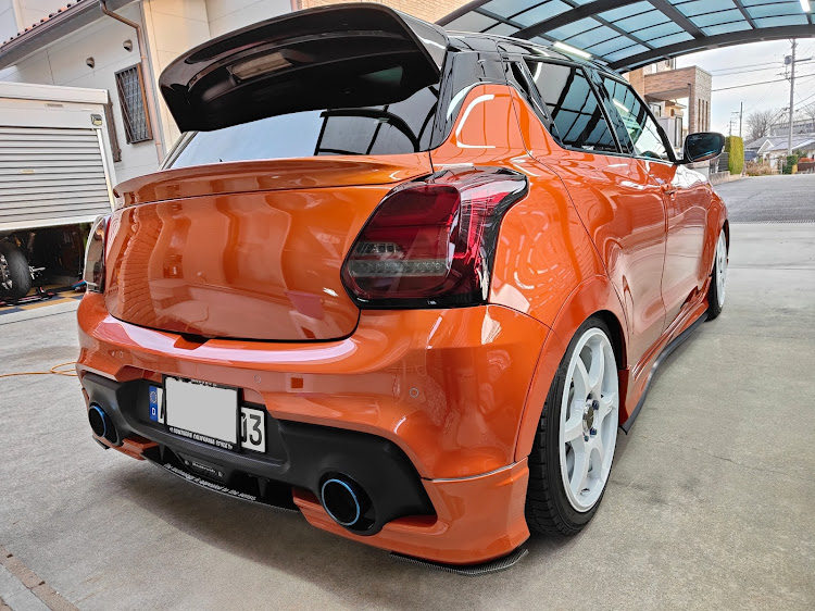 スイフトスポーツのバックシャンな愛車・TRUST・オーバーフェンダー・2月もよろしくお願いしますに関するカスタム事例の投稿画像1枚目
