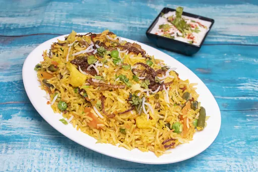 Veg Dum Biryani [600 Ml]