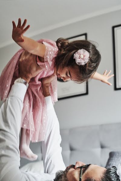 Wedding photographer Dina Toporovskaya (dinatop). Photo of 8 May 2023