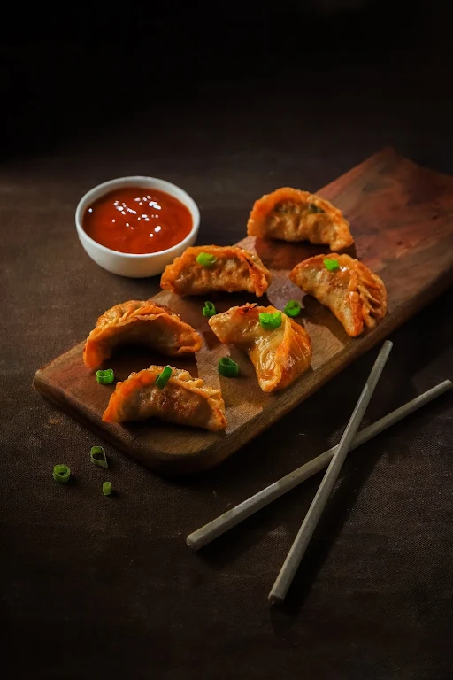 Deep Fried Chicken Peri Peri Momos (5 pcs)