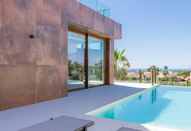 Villa with pool and terrace 5