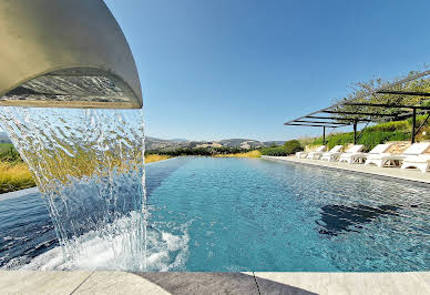 Farmhouse with garden and pool 8