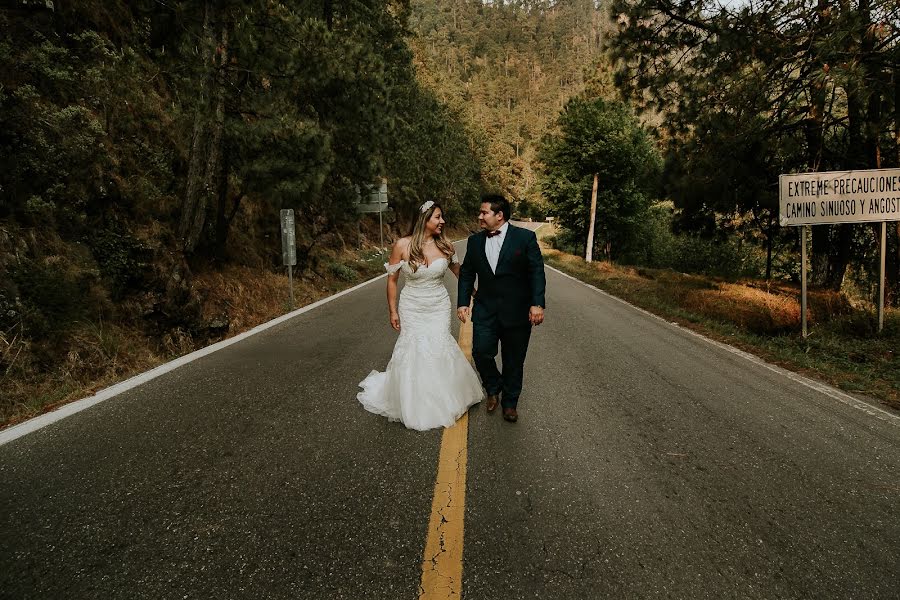 Fotografo di matrimoni Joel Monroy (wddngmmrs-photo). Foto del 19 settembre 2018