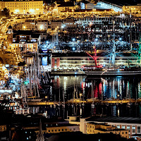 Trieste by night di 